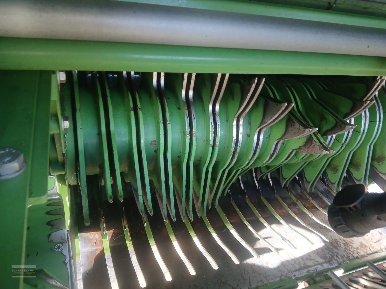 Rundballenpresse des Typs Krone Comprima V 150 XC, Gebrauchtmaschine in Aurolzmünster (Bild 10)