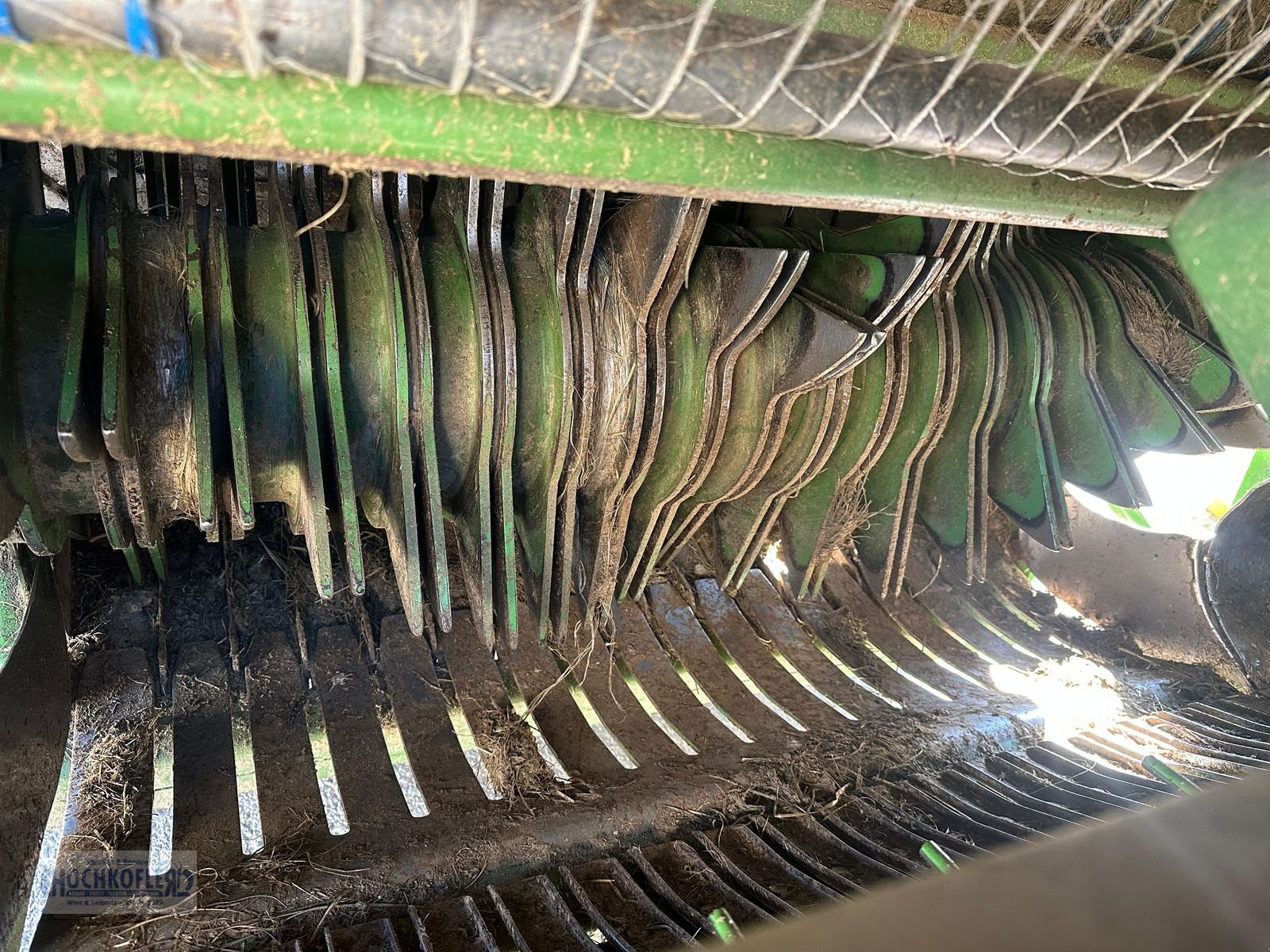 Rundballenpresse of the type Krone Comprima   V 150 XC, Gebrauchtmaschine in Wies (Picture 8)