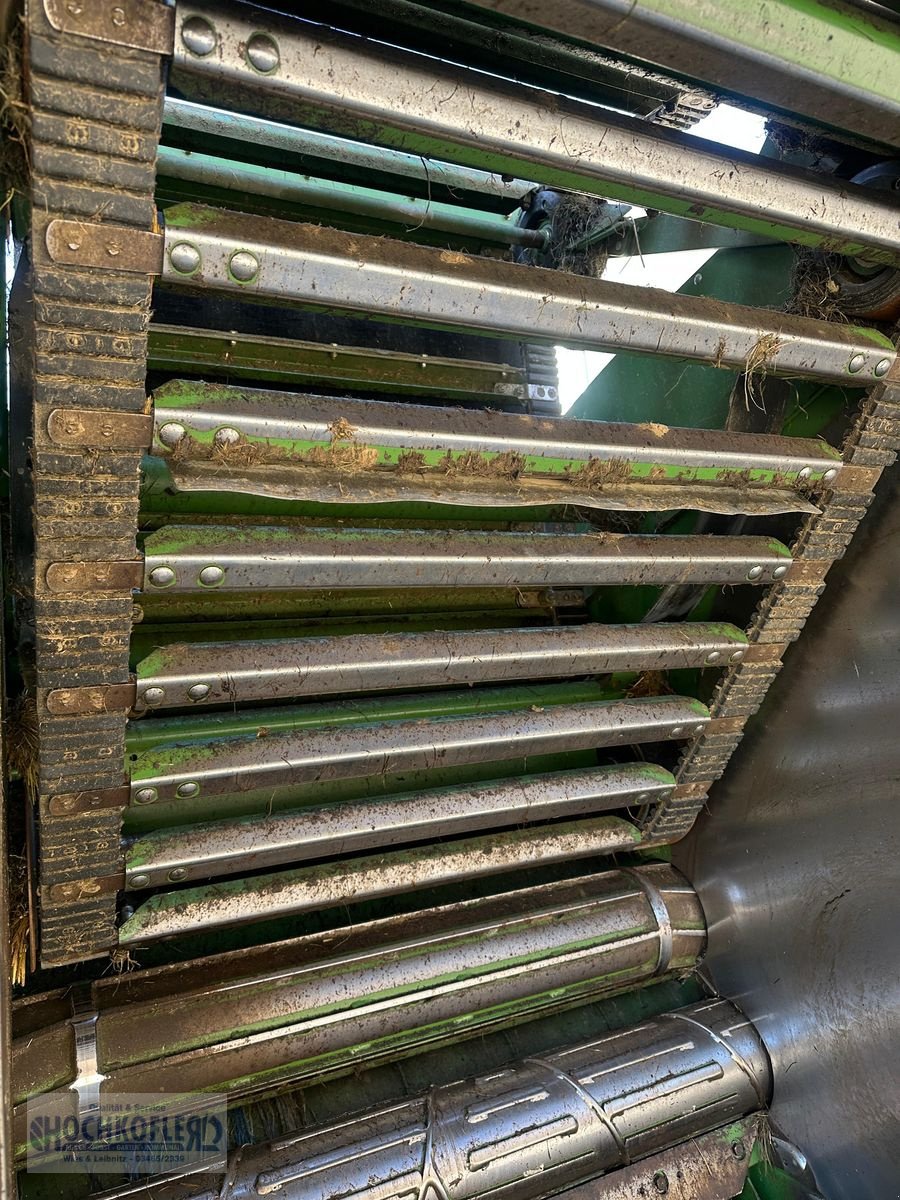 Rundballenpresse of the type Krone Comprima   V 150 XC, Gebrauchtmaschine in Wies (Picture 4)