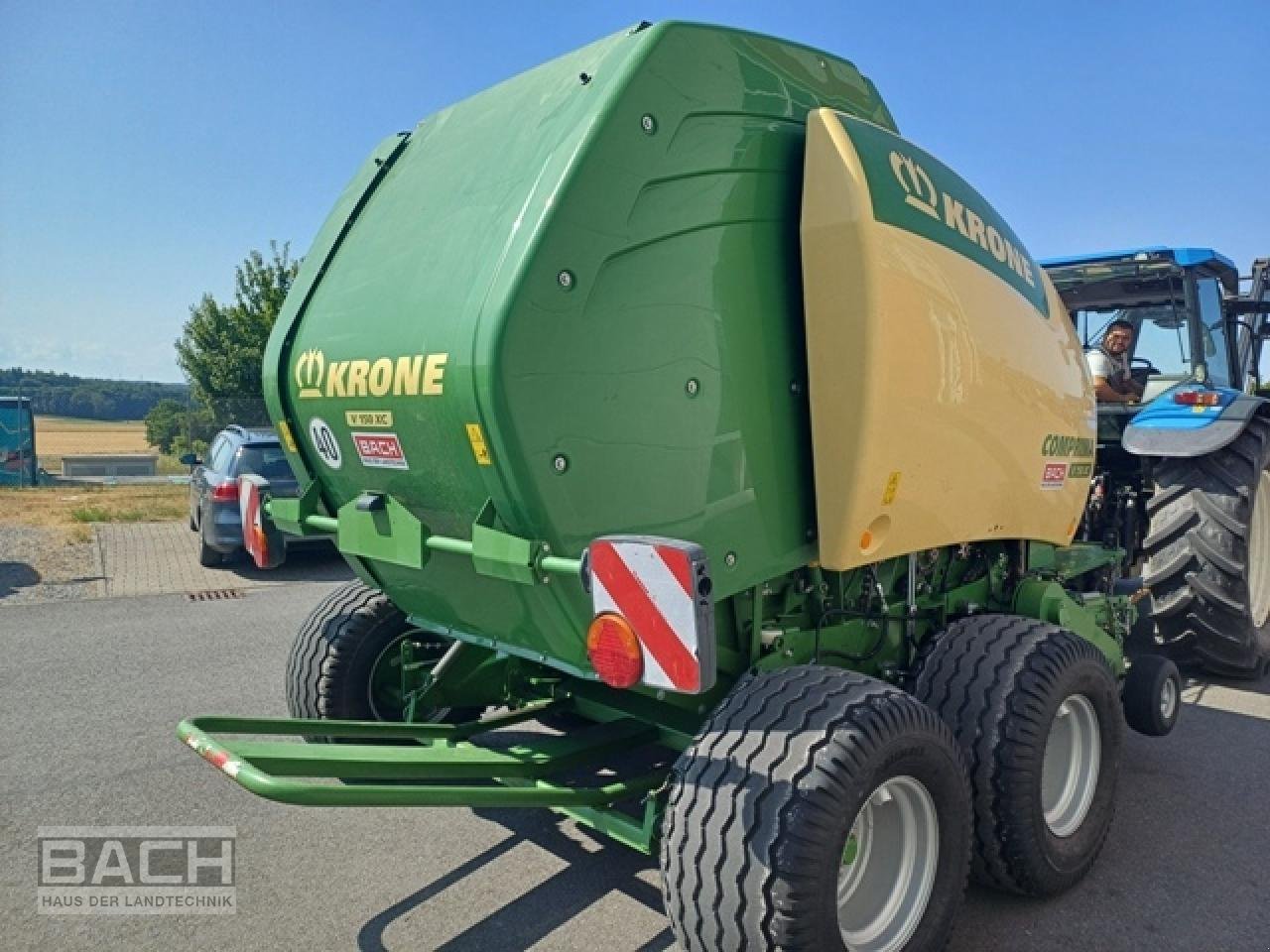 Rundballenpresse типа Krone COMPRIMA V 150 XC, Gebrauchtmaschine в Boxberg-Seehof (Фотография 4)