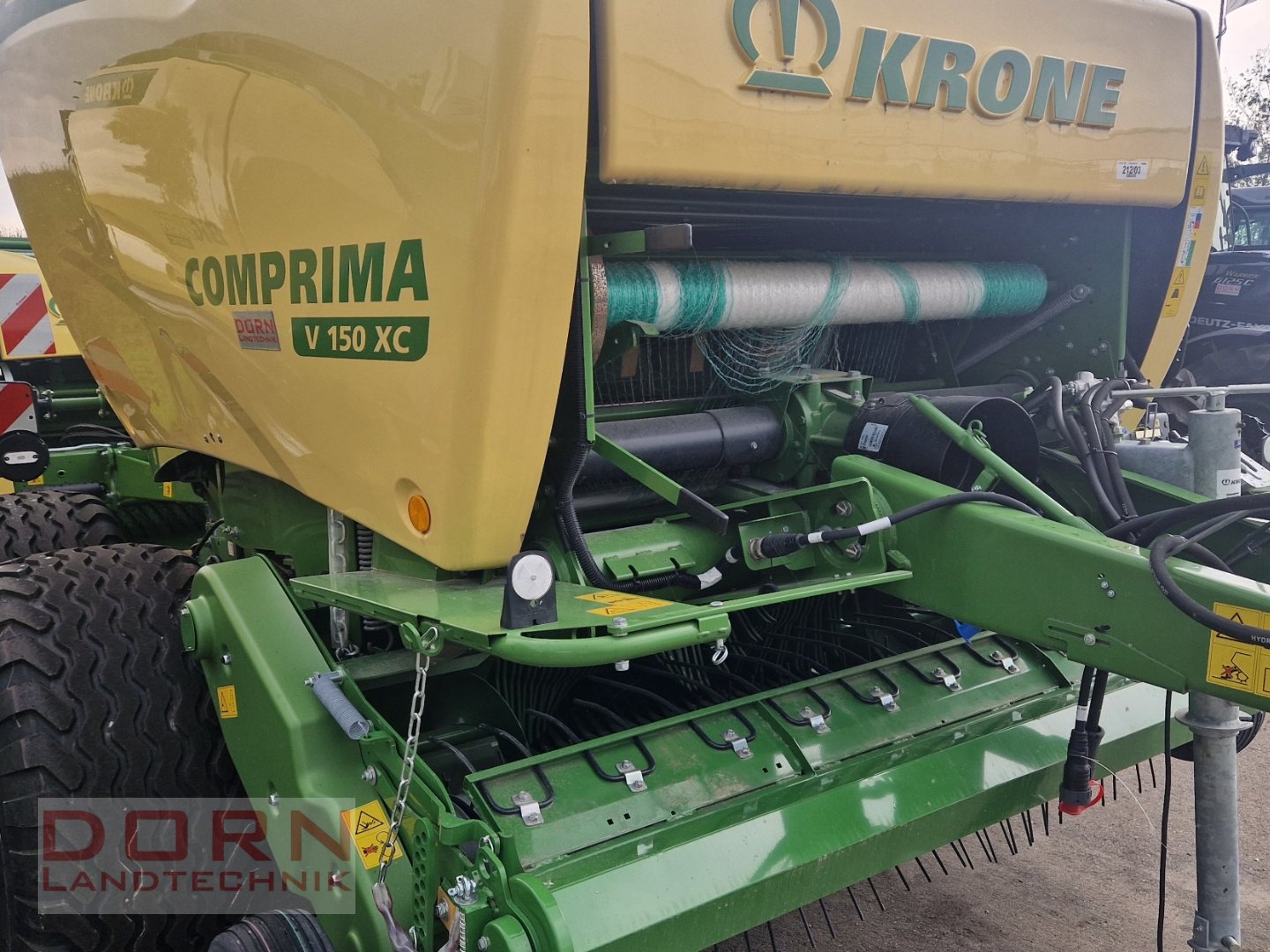 Rundballenpresse typu Krone Comprima V 150 XC, Neumaschine v Schierling (Obrázek 2)