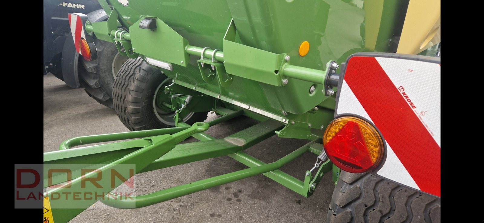 Rundballenpresse typu Krone Comprima V 150 XC, Neumaschine v Schierling (Obrázek 3)