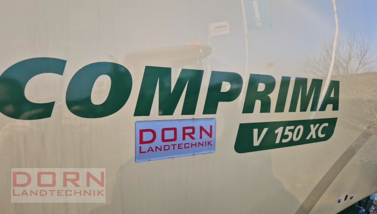 Rundballenpresse типа Krone Comprima V 150 XC, Neumaschine в Bruckberg (Фотография 2)