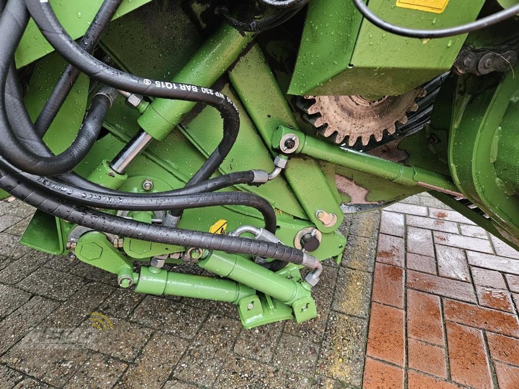 Rundballenpresse типа Krone Comprima V 150 XC, Gebrauchtmaschine в Visbek/Rechterfeld (Фотография 8)