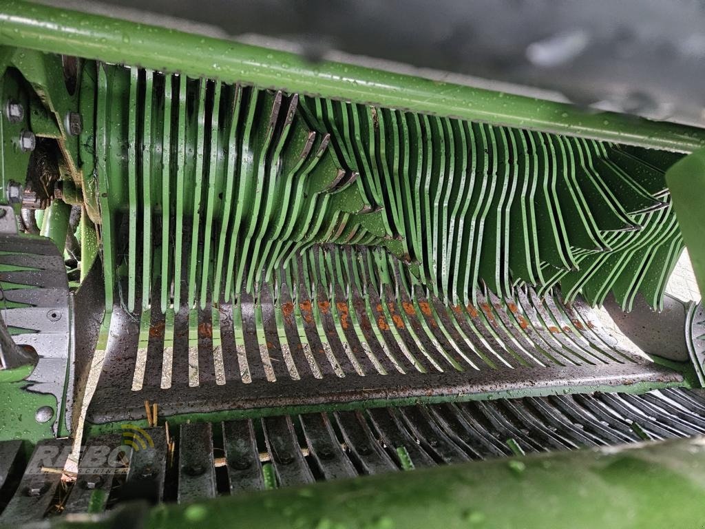Rundballenpresse типа Krone Comprima V 150 XC, Gebrauchtmaschine в Visbek/Rechterfeld (Фотография 10)