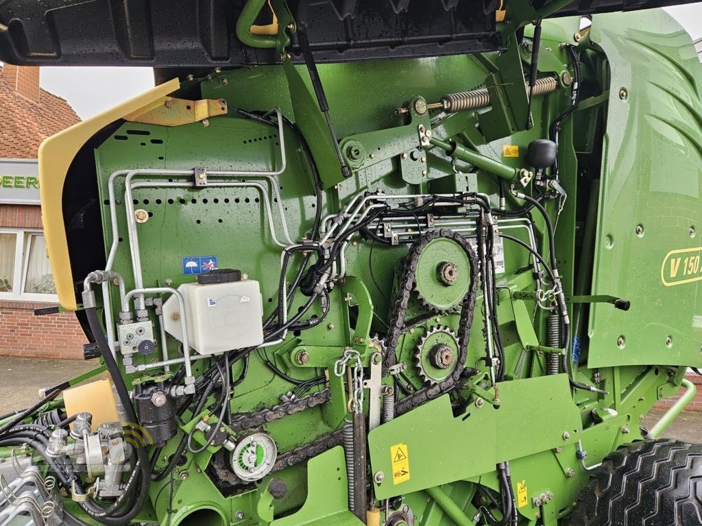Rundballenpresse типа Krone Comprima V 150 XC, Gebrauchtmaschine в Visbek/Rechterfeld (Фотография 14)