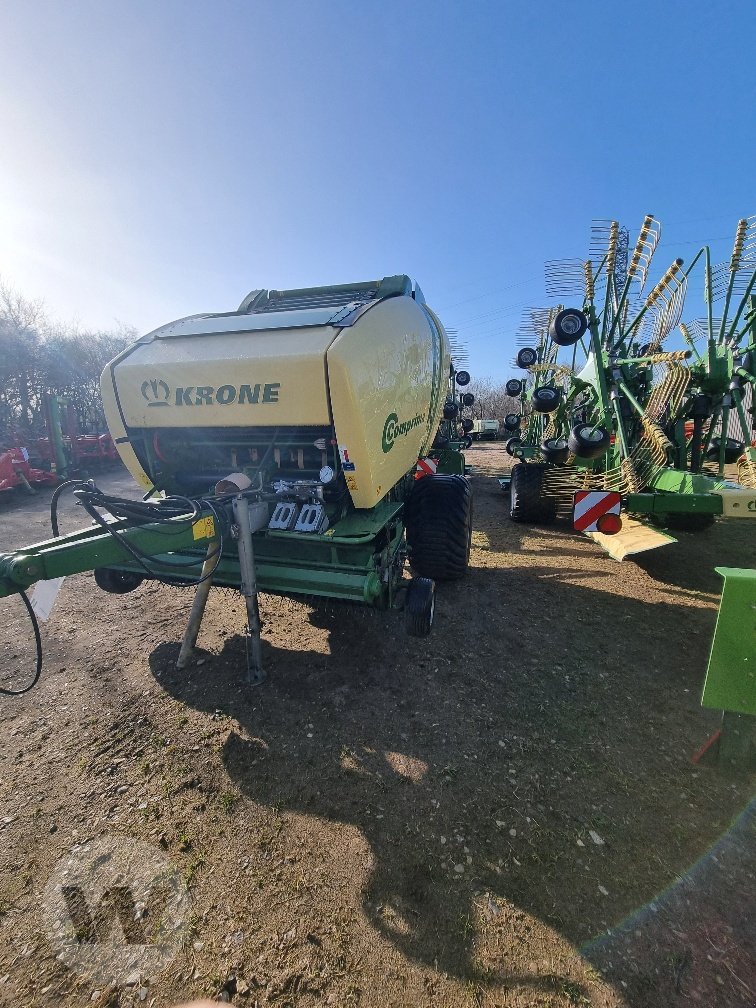 Rundballenpresse des Typs Krone Comprima V 150 XC, Gebrauchtmaschine in Börm (Bild 2)