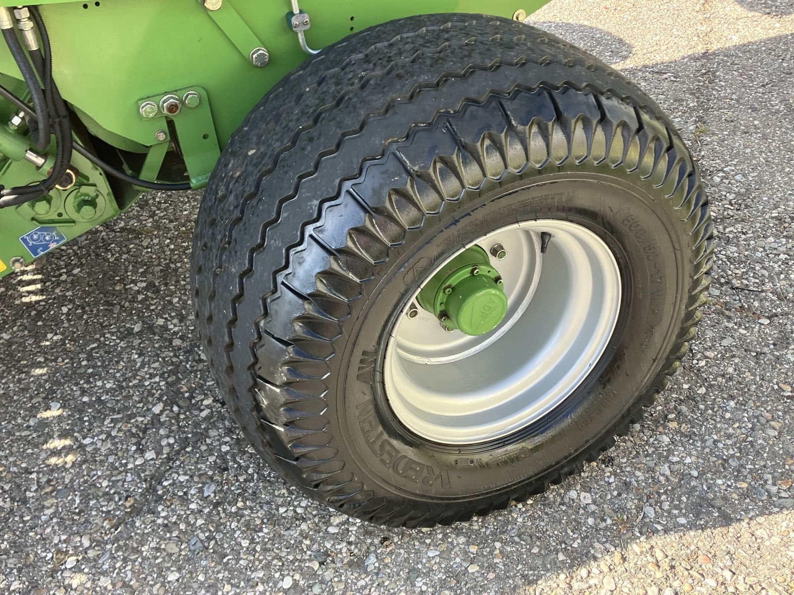 Rundballenpresse of the type Krone Comprima V 150 XC, Gebrauchtmaschine in Villach (Picture 7)