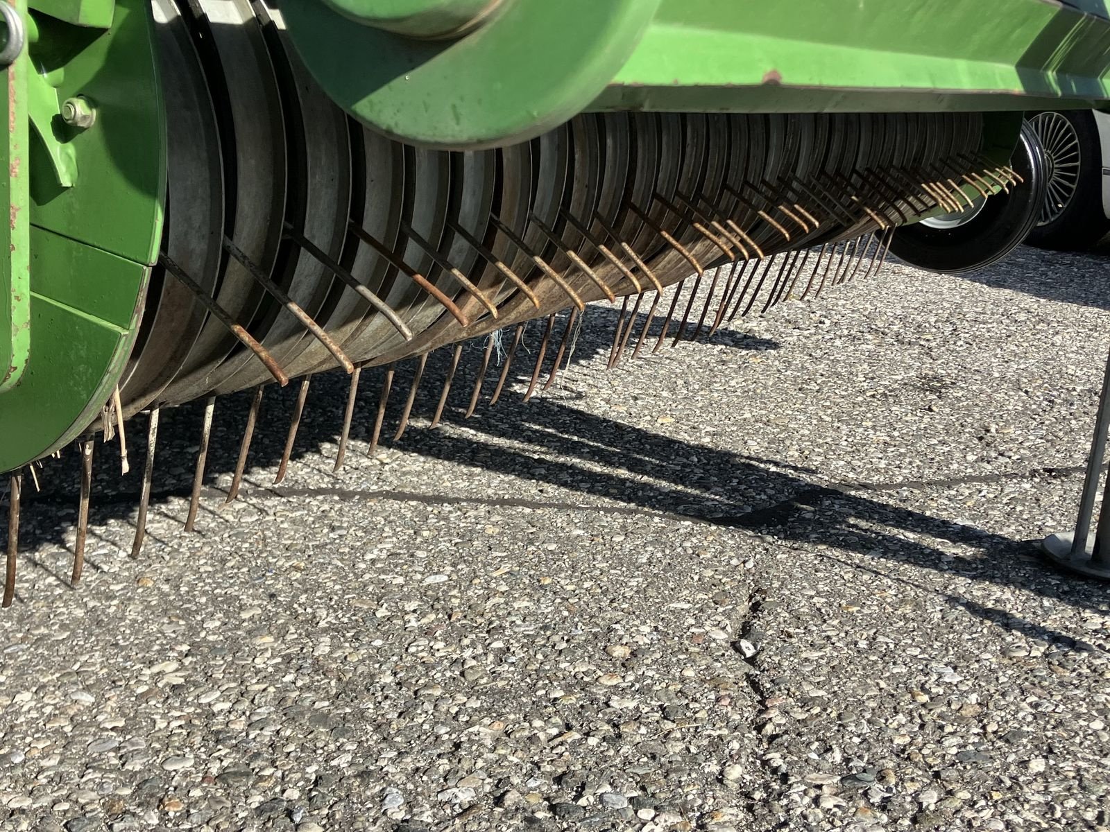 Rundballenpresse of the type Krone Comprima V 150 XC, Gebrauchtmaschine in Villach (Picture 3)