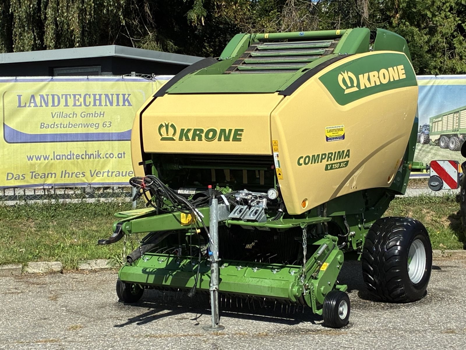 Rundballenpresse typu Krone Comprima V 150 XC, Gebrauchtmaschine v Villach (Obrázek 1)