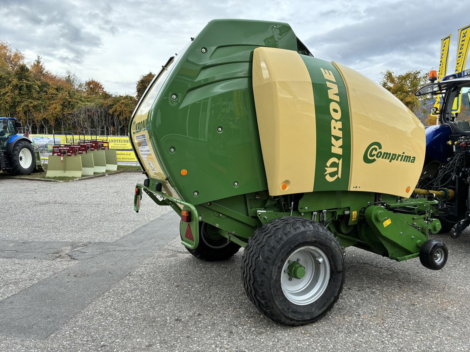 Rundballenpresse typu Krone Comprima V 150 XC, Gebrauchtmaschine v Villach (Obrázek 5)