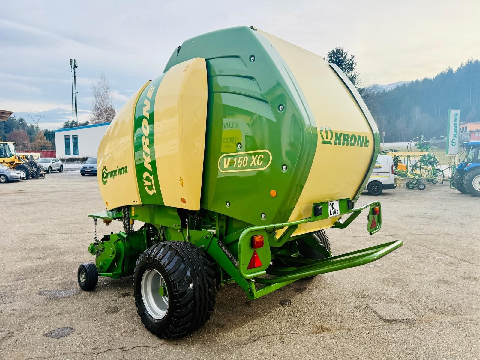 Rundballenpresse typu Krone Comprima V 150 XC, Gebrauchtmaschine v Villach (Obrázek 4)