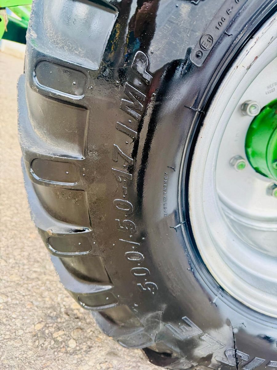 Rundballenpresse typu Krone Comprima V 150 XC, Gebrauchtmaschine v Villach (Obrázek 8)