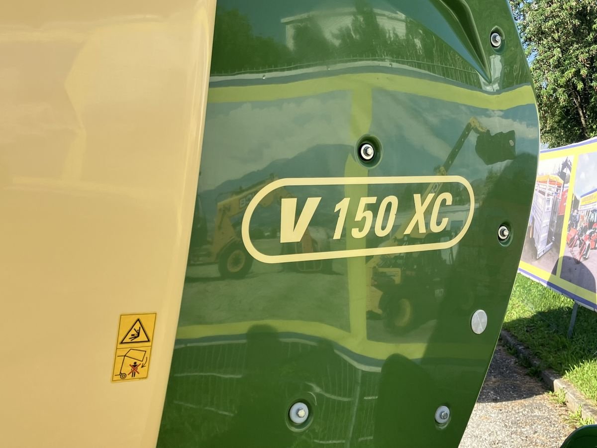 Rundballenpresse des Typs Krone Comprima V 150 XC, Gebrauchtmaschine in Villach (Bild 10)