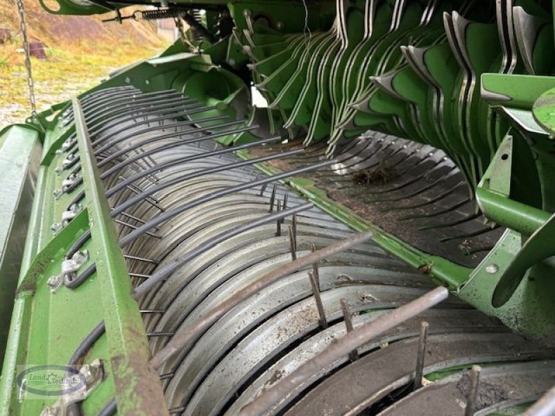 Rundballenpresse tipa Krone Comprima V 150 XC, Gebrauchtmaschine u Münzkirchen (Slika 3)