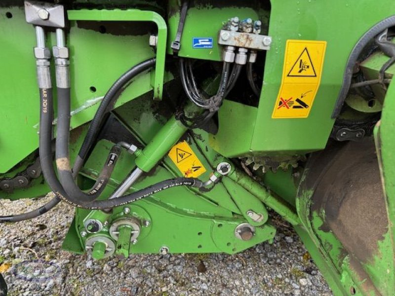 Rundballenpresse des Typs Krone Comprima V 150 XC, Gebrauchtmaschine in Münzkirchen (Bild 15)