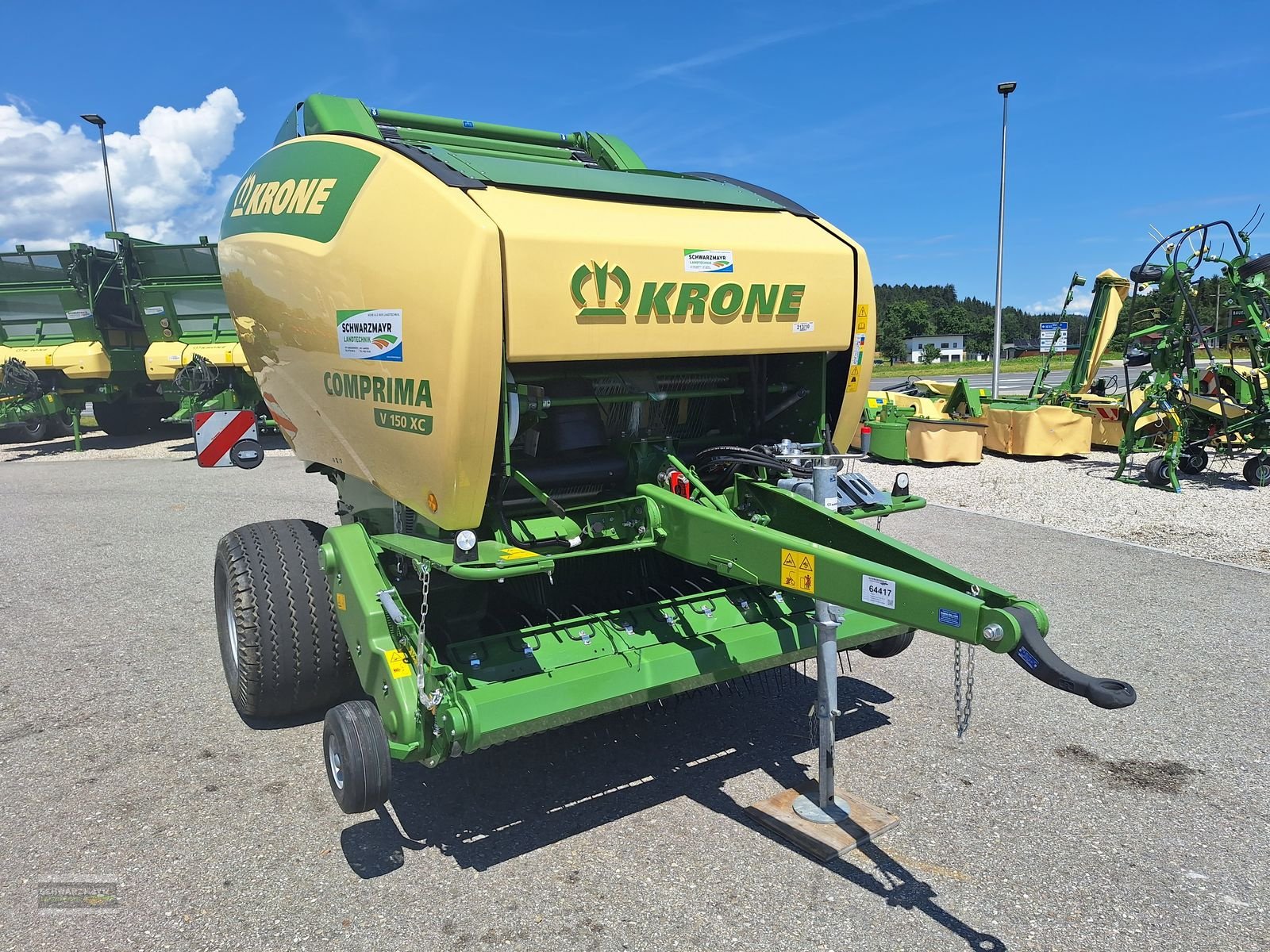 Rundballenpresse des Typs Krone Comprima V 150 XC, Neumaschine in Gampern (Bild 2)