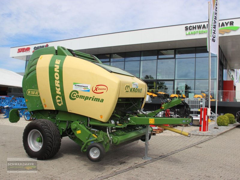 Rundballenpresse du type Krone Comprima V 150 XC, Neumaschine en Gampern (Photo 1)