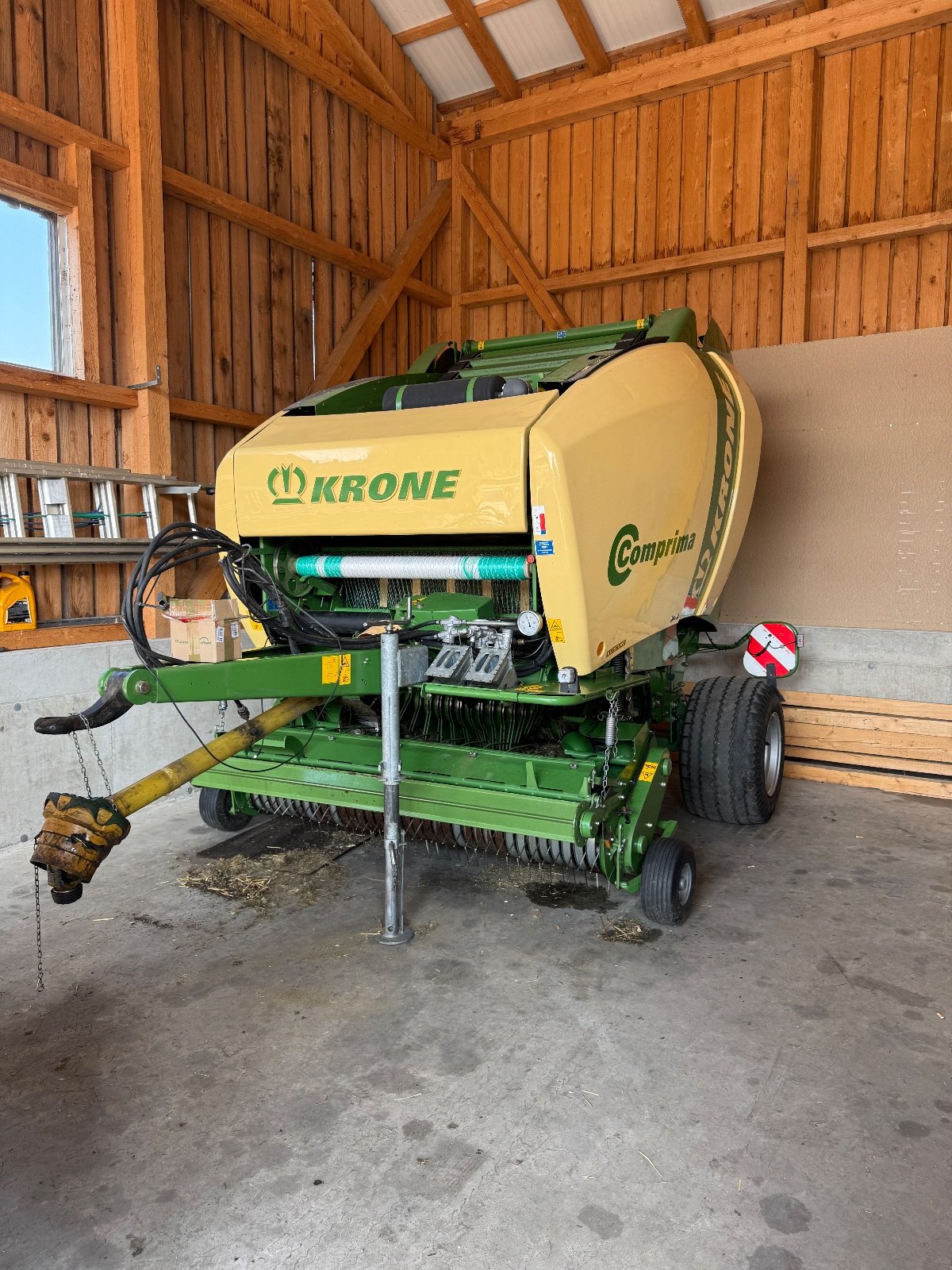 Rundballenpresse tip Krone Comprima V 150 XC, Gebrauchtmaschine in Pregarten (Poză 1)