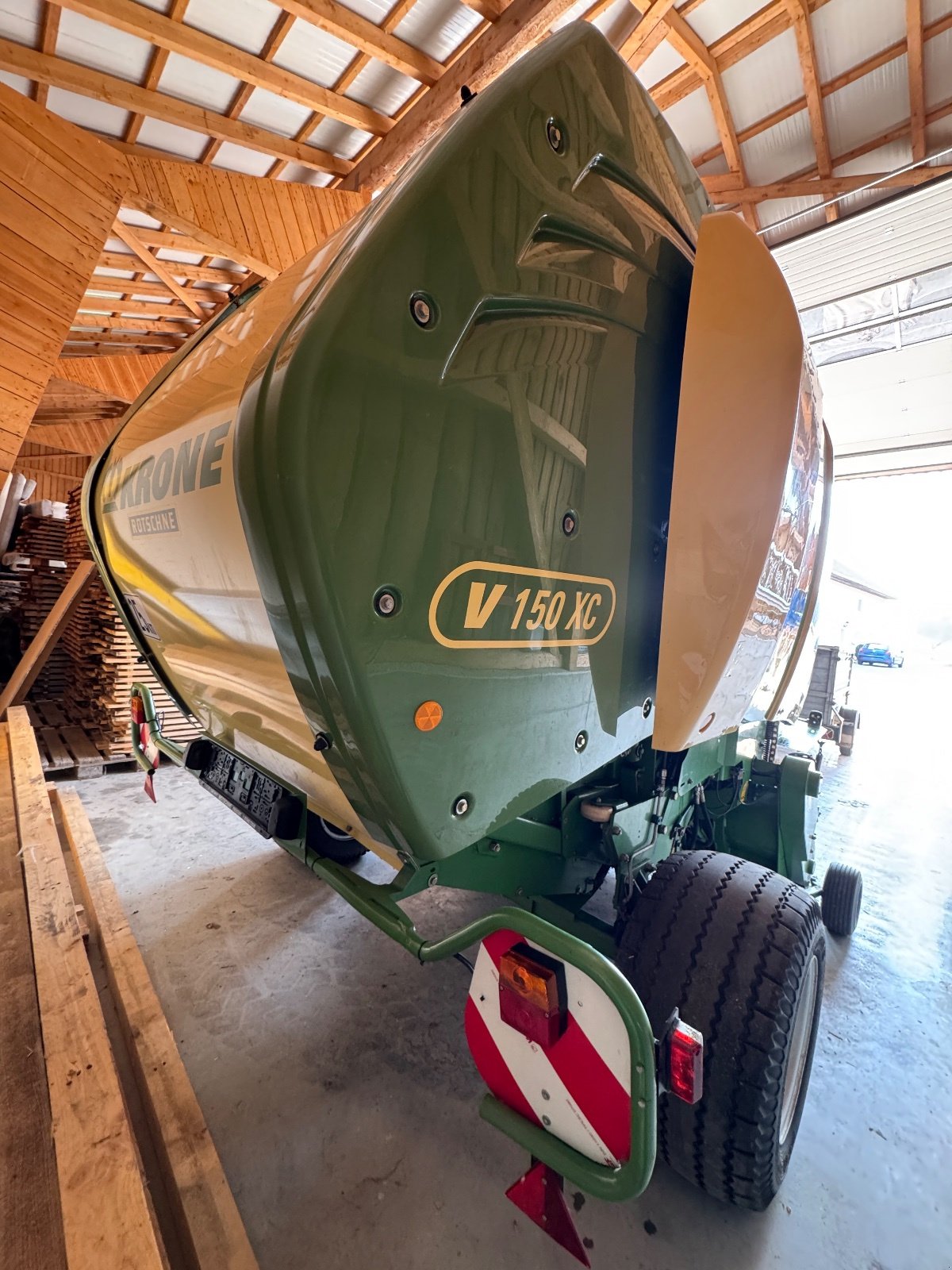Rundballenpresse tip Krone Comprima V 150 XC, Gebrauchtmaschine in Pregarten (Poză 2)