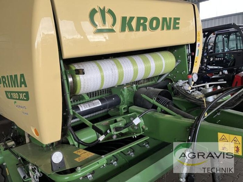Rundballenpresse типа Krone COMPRIMA V 180 XC, Gebrauchtmaschine в Northeim (Фотография 2)