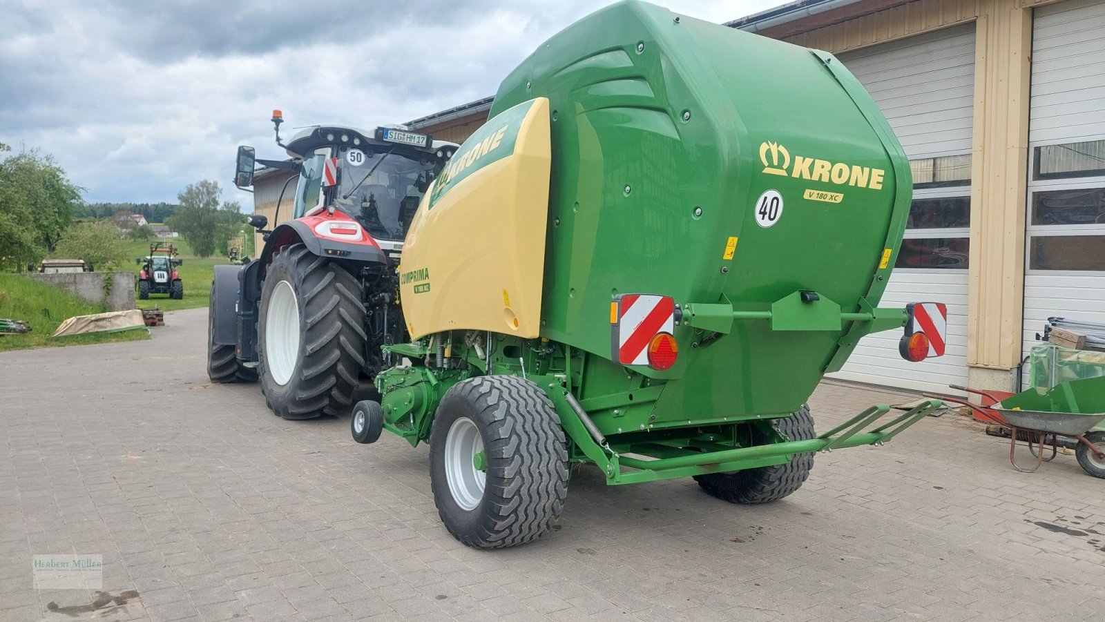 Rundballenpresse del tipo Krone Comprima V 180 XC, Gebrauchtmaschine en Sauldorf (Imagen 3)