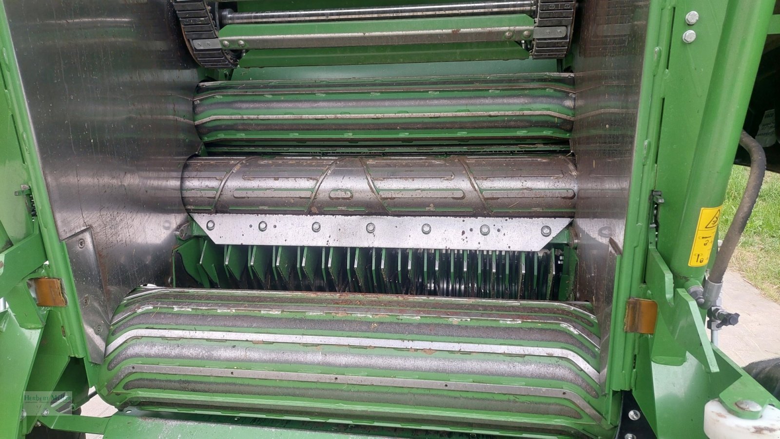 Rundballenpresse del tipo Krone Comprima V 180 XC, Gebrauchtmaschine en Sauldorf (Imagen 6)