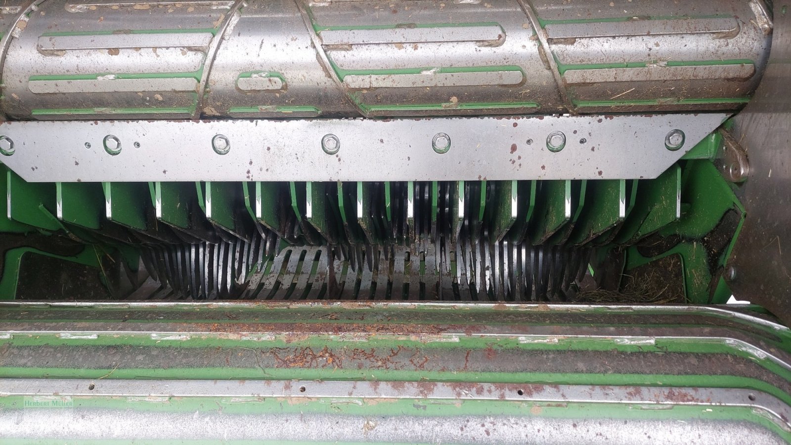 Rundballenpresse del tipo Krone Comprima V 180 XC, Gebrauchtmaschine en Sauldorf (Imagen 7)