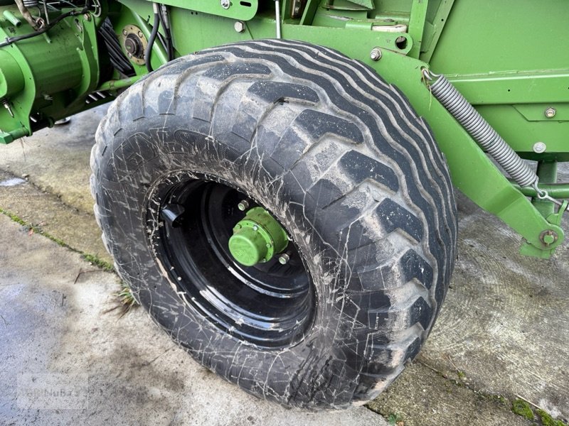 Rundballenpresse типа Krone Comprima V 180 XC, Gebrauchtmaschine в Prenzlau (Фотография 8)