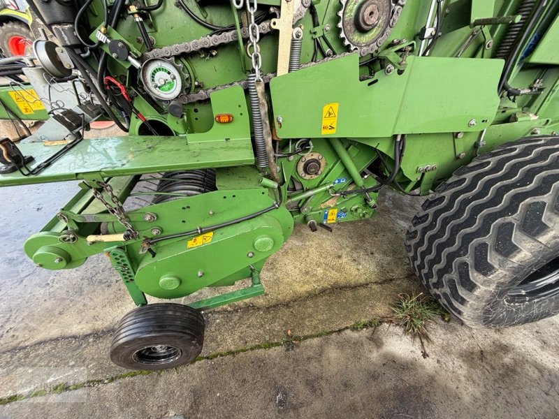 Rundballenpresse типа Krone Comprima V 180 XC, Gebrauchtmaschine в Prenzlau (Фотография 19)