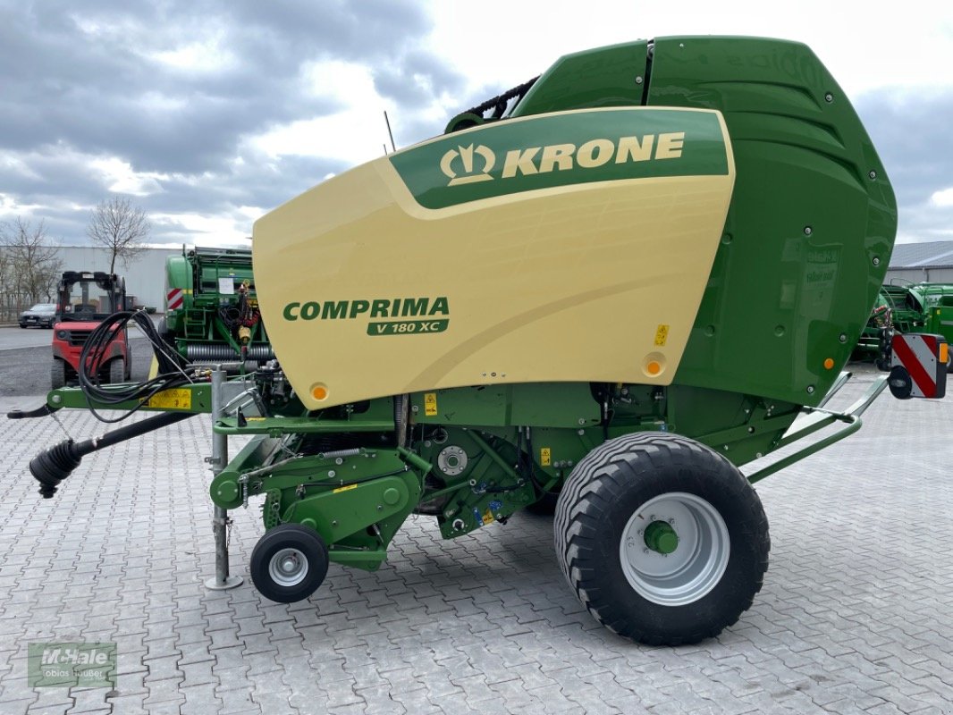 Rundballenpresse des Typs Krone Comprima V 180 XC, Gebrauchtmaschine in Borgholzhausen (Bild 8)