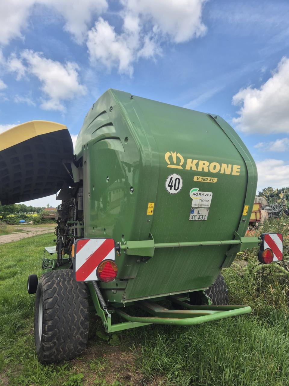 Rundballenpresse типа Krone Comprima V 180 XC, Gebrauchtmaschine в Könnern (Фотография 3)