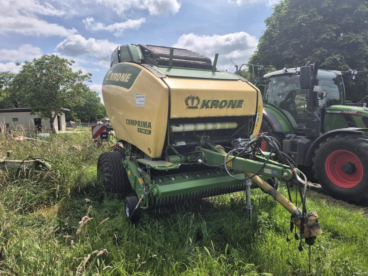 Rundballenpresse типа Krone Comprima V 180 XC, Gebrauchtmaschine в Könnern (Фотография 4)
