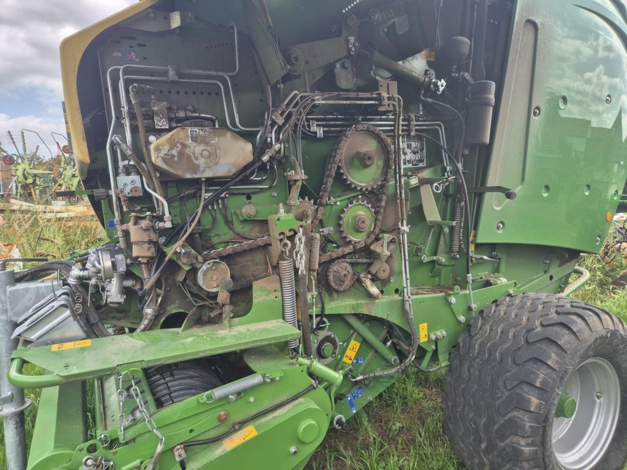 Rundballenpresse типа Krone Comprima V 180 XC, Gebrauchtmaschine в Könnern (Фотография 5)