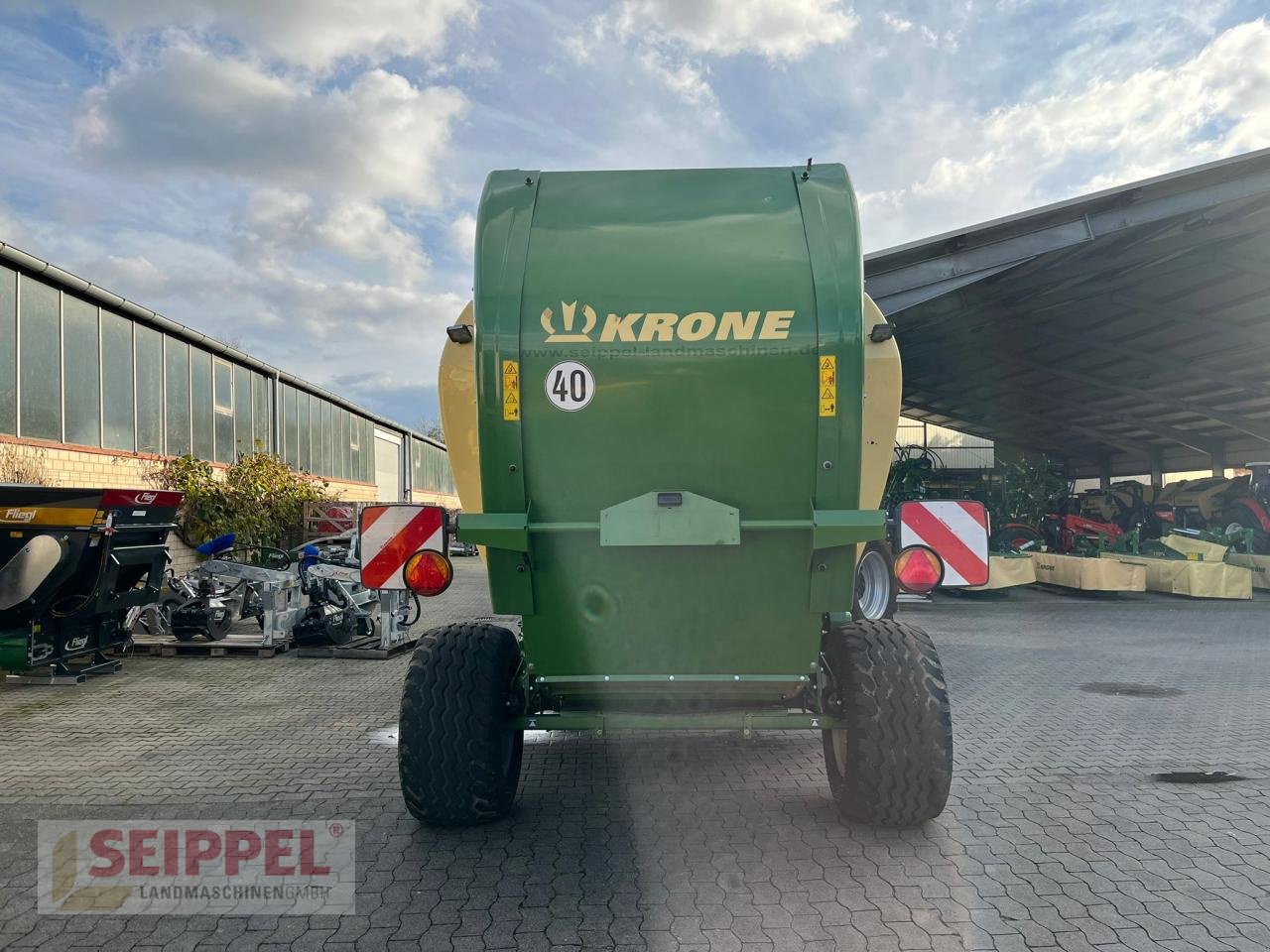 Rundballenpresse des Typs Krone COMPRIMA V 180 XC, Gebrauchtmaschine in Groß-Umstadt (Bild 7)