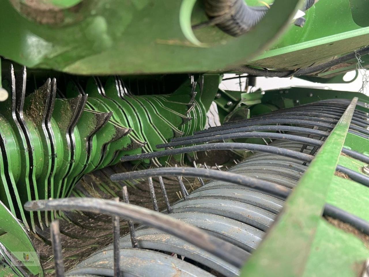 Rundballenpresse типа Krone Comprima V 180 XC, Gebrauchtmaschine в Neuhof - Dorfborn (Фотография 6)