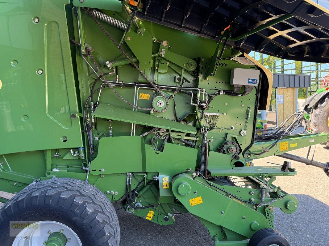 Rundballenpresse типа Krone Comprima V 180 XC, Gebrauchtmaschine в Ahaus (Фотография 11)