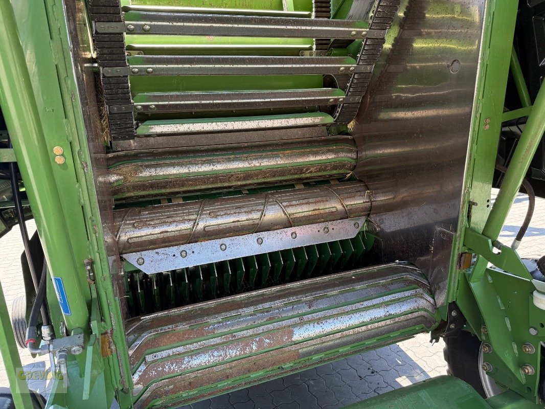 Rundballenpresse типа Krone Comprima V 180 XC, Gebrauchtmaschine в Ahaus (Фотография 14)