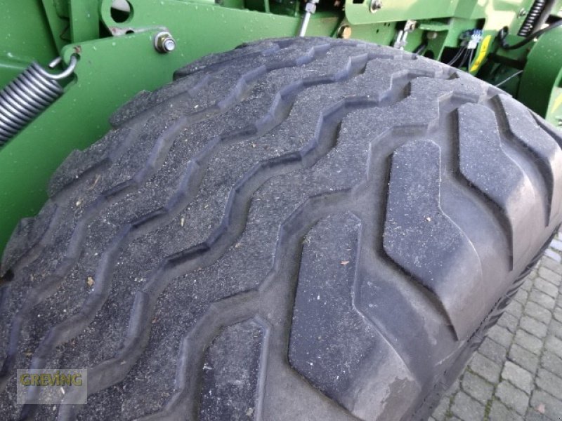 Rundballenpresse tip Krone Comprima V 180 XC, Gebrauchtmaschine in Greven (Poză 13)