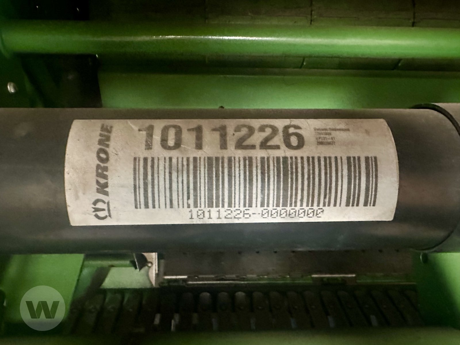 Rundballenpresse des Typs Krone Comprima V 180 XC, Gebrauchtmaschine in Husum (Bild 2)