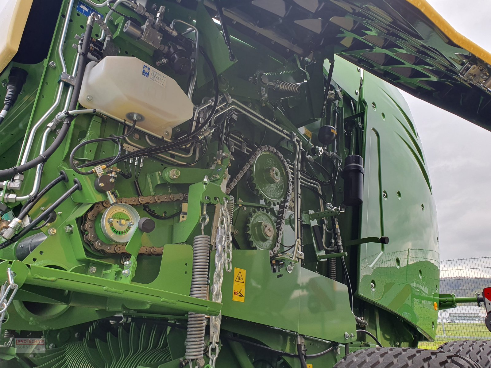 Rundballenpresse του τύπου Krone Comprima V 180 XC, Neumaschine σε Kirkel-Altstadt (Φωτογραφία 10)