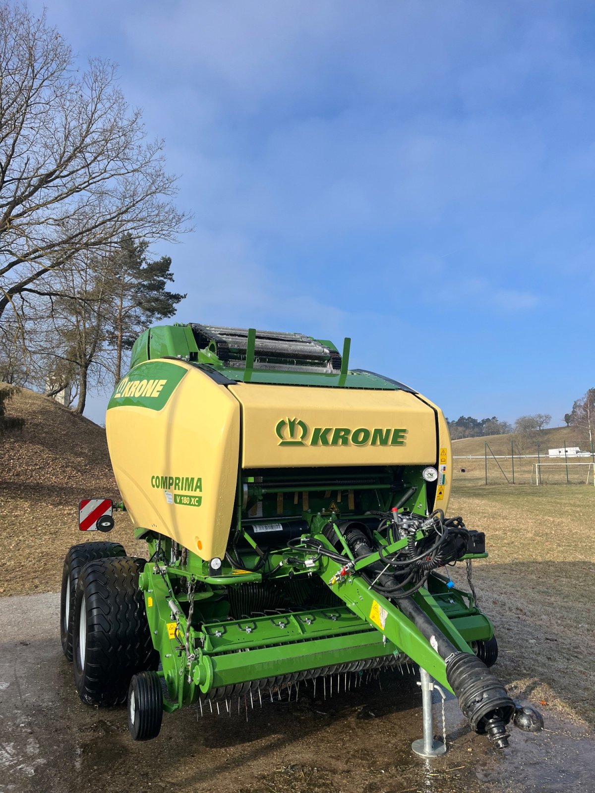 Rundballenpresse от тип Krone Comprima V 180 XC, Gebrauchtmaschine в Markt Erlbach (Снимка 12)