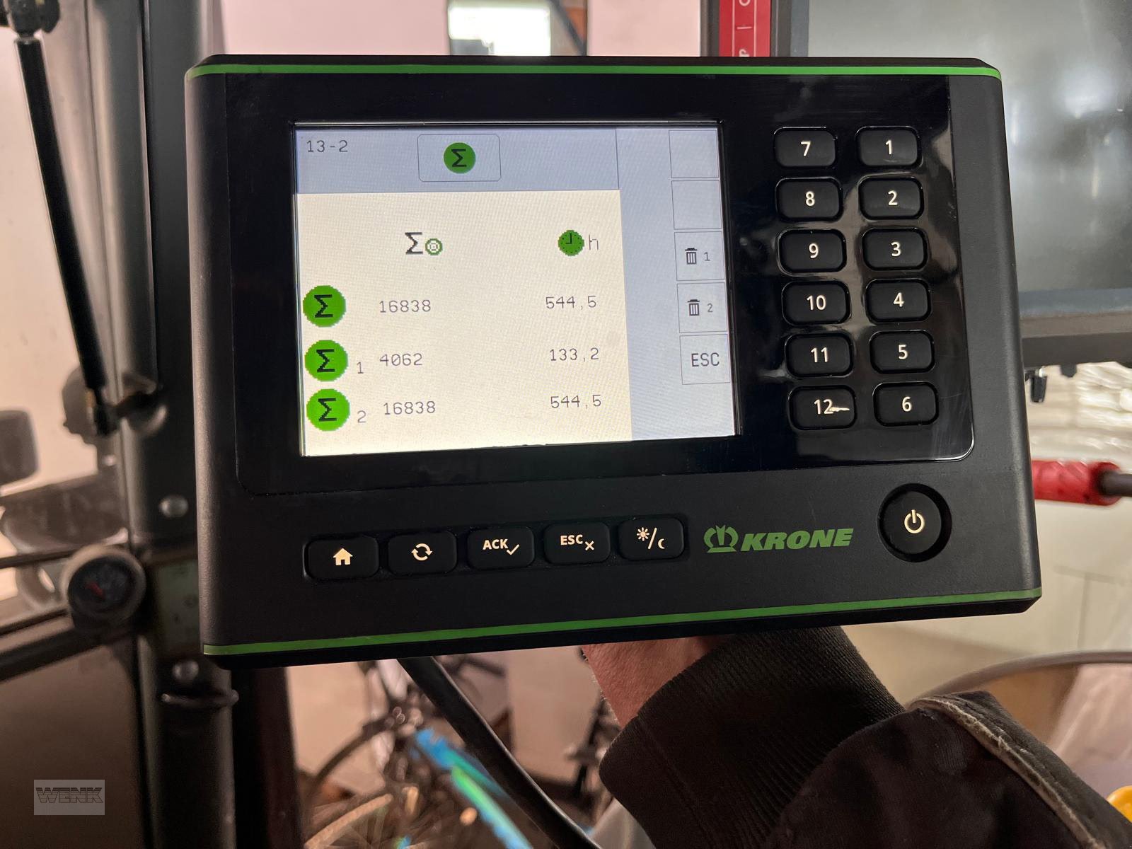 Rundballenpresse tipa Krone Comprima V150 XC PLUS, Gebrauchtmaschine u Reisbach (Slika 4)