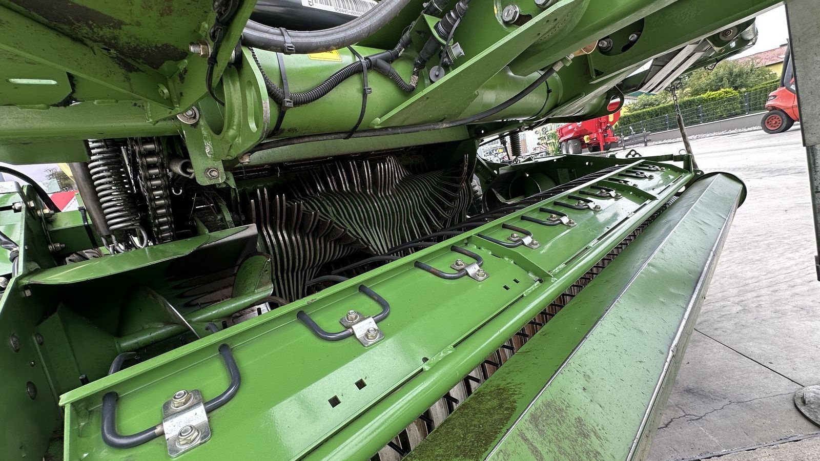 Rundballenpresse des Typs Krone Comprima V150 XC X-treme, Gebrauchtmaschine in Hürm (Bild 8)