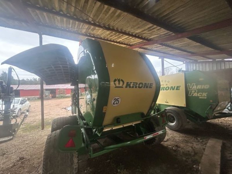 Rundballenpresse типа Krone comprima v150, Gebrauchtmaschine в NANTEY (Фотография 3)