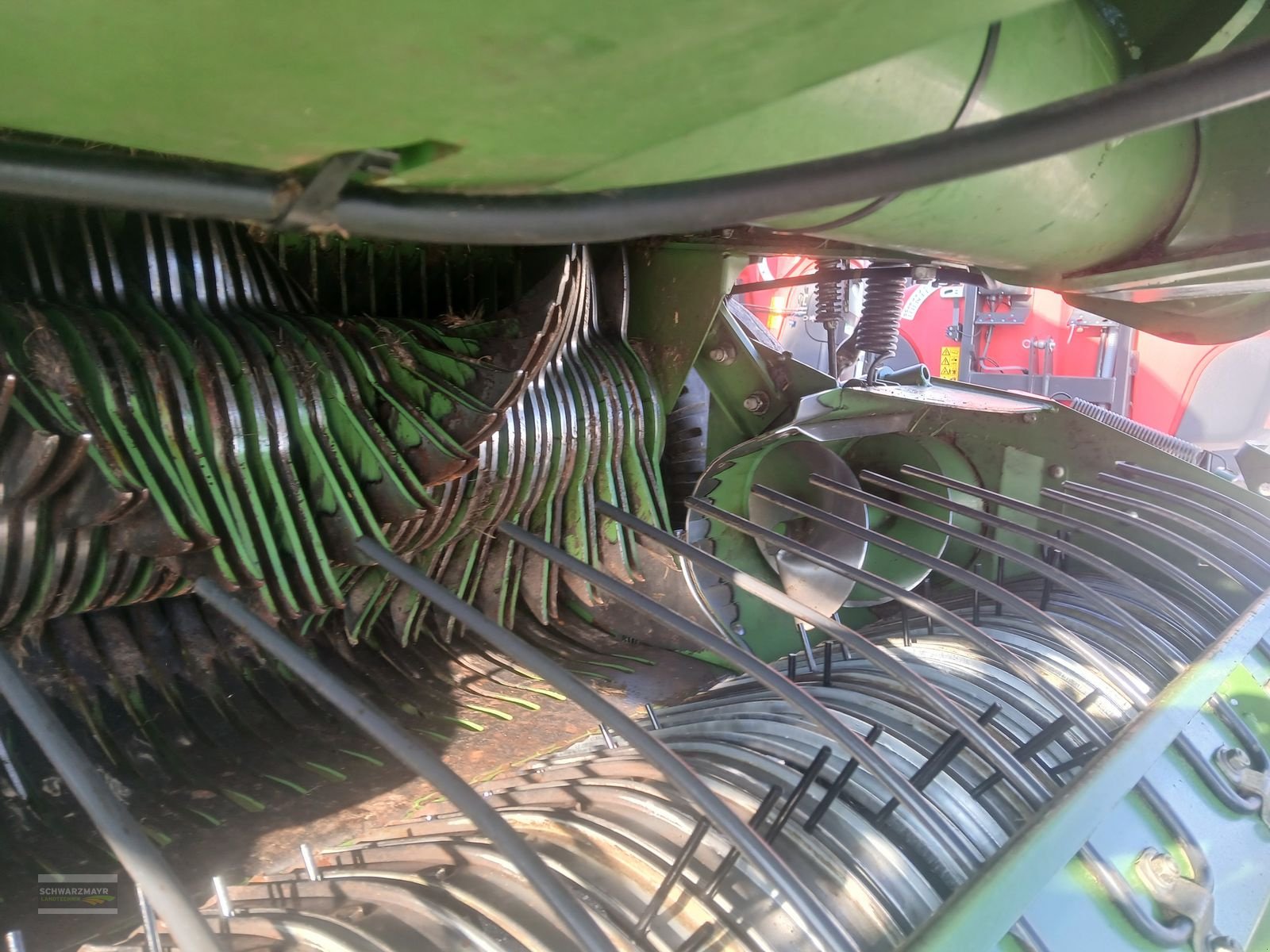 Rundballenpresse del tipo Krone Comrima V 150 XC Plus Tandem, Gebrauchtmaschine In Aurolzmünster (Immagine 10)