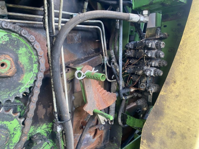 Rundballenpresse des Typs Krone CV150 XC, Gebrauchtmaschine in Hemmet (Bild 4)