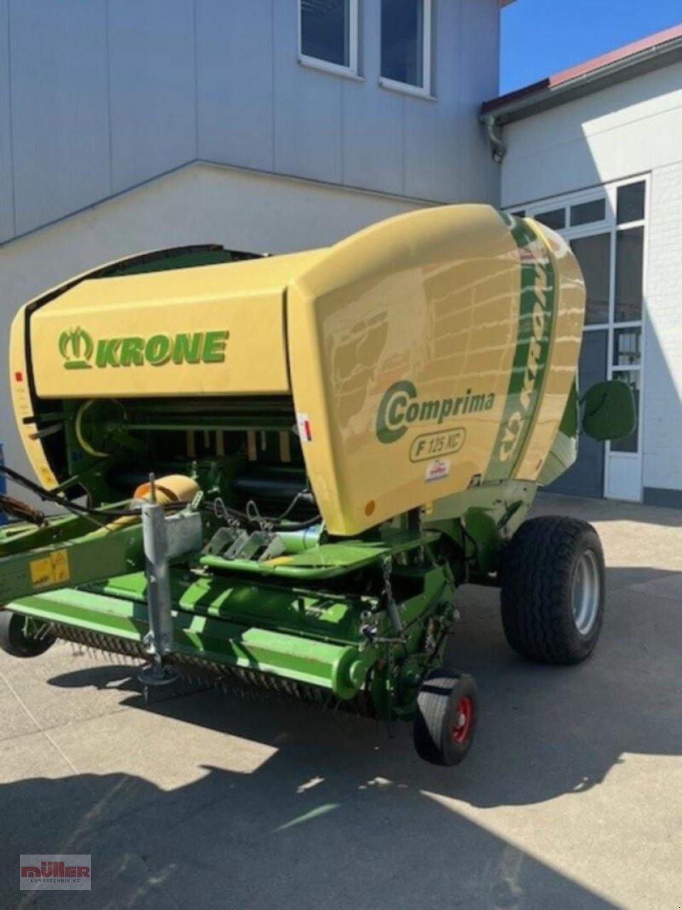 Rundballenpresse типа Krone F 125 XC, Gebrauchtmaschine в Holzhausen (Фотография 1)