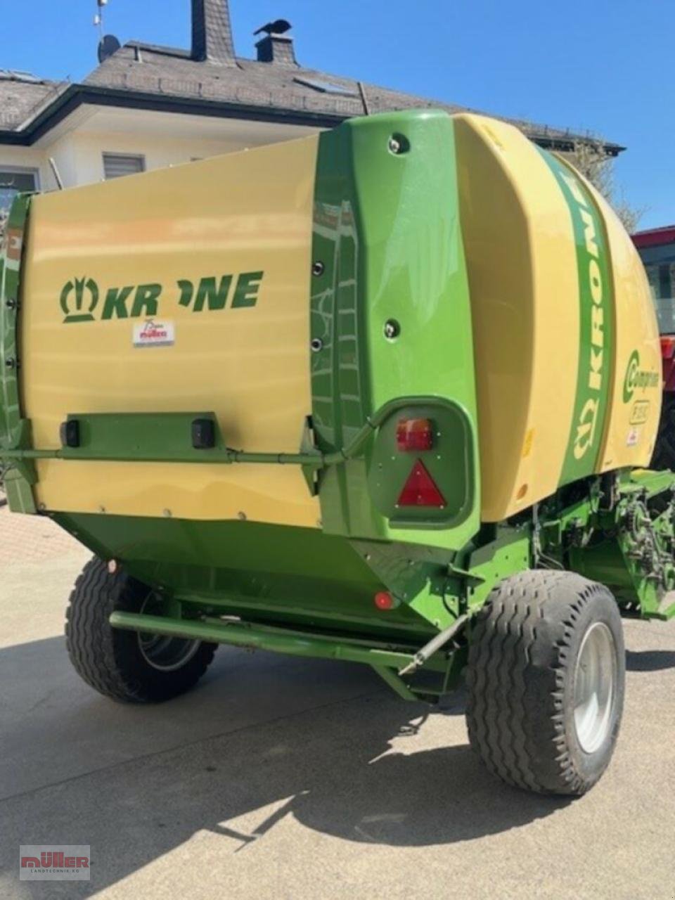Rundballenpresse типа Krone F 125 XC, Gebrauchtmaschine в Holzhausen (Фотография 5)