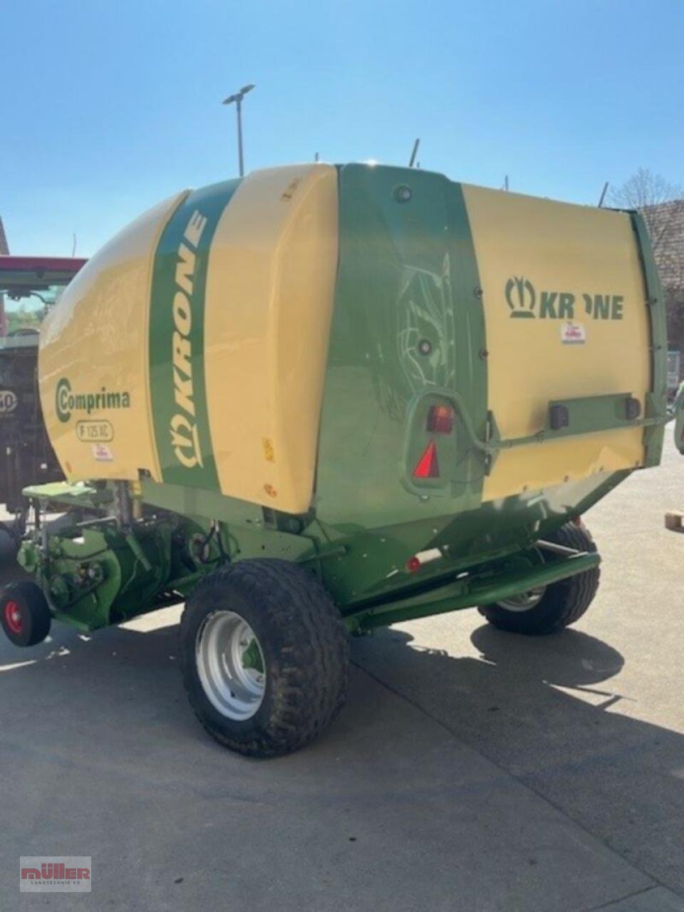 Rundballenpresse типа Krone F 125 XC, Gebrauchtmaschine в Holzhausen (Фотография 8)
